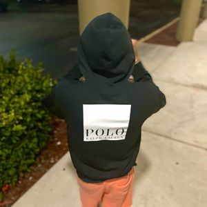 Meet your Posher, Tyler